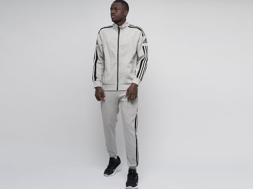Спортивный костюм Adidas