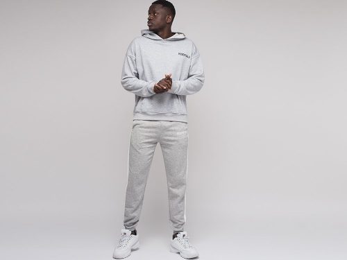 Спортивный костюм FEAR OF GOD Essentials