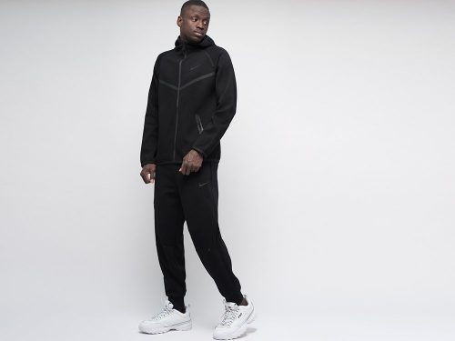 Спортивный костюм Nike