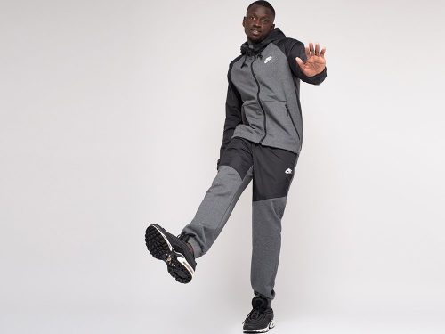 Спортивный костюм Nike