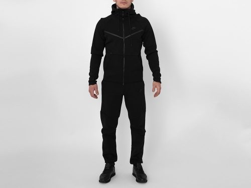 Спортивный костюм Nike
