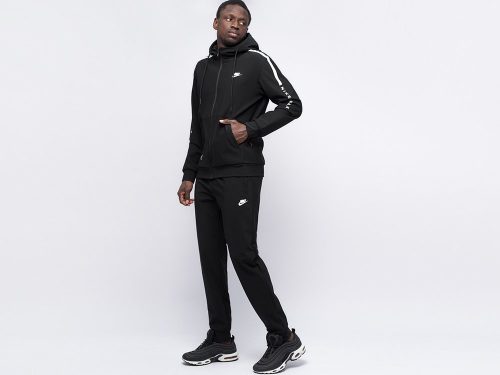 Спортивный костюм Nike