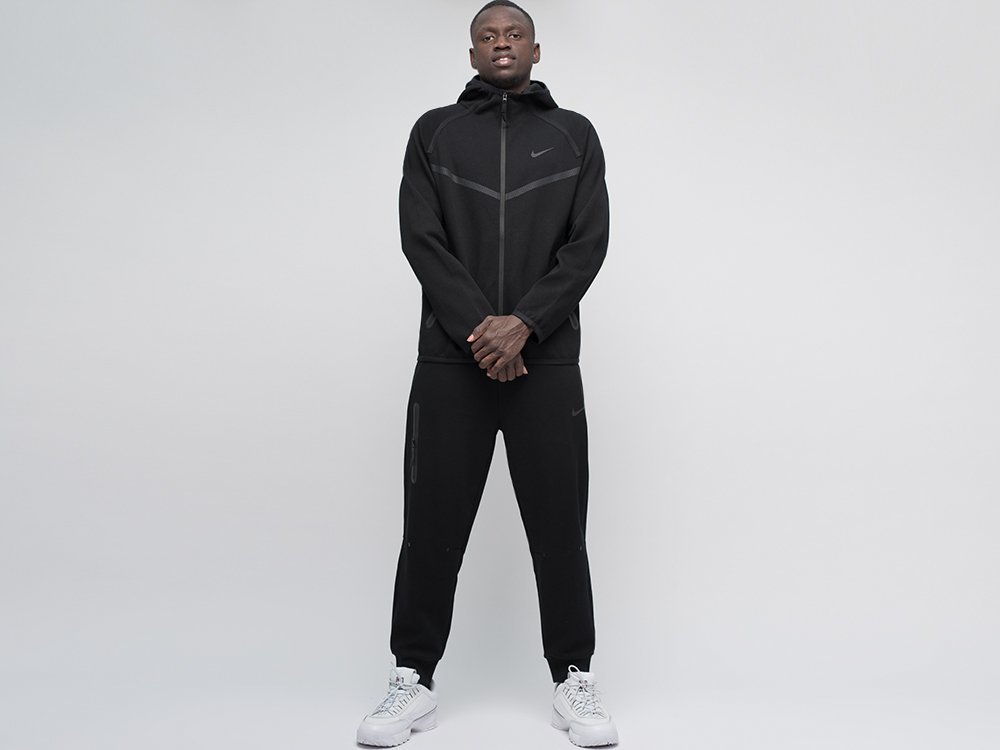 Спортивный костюм Nike — изображение 3